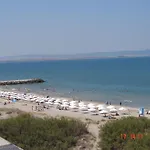 Goldenseaview 2