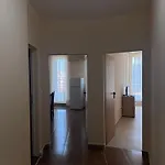 Goldenseaview 2 Апартаменты