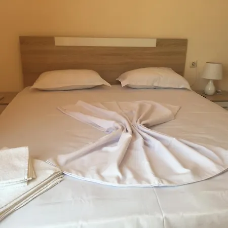 Goldenseaview 2 Апартаменты Bunzareto