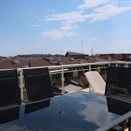 Апартамент Goldenseaview 2 Поморие