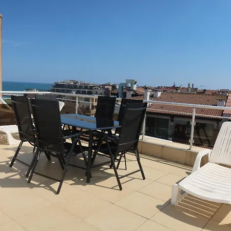 Goldenseaview 2 Апартамент