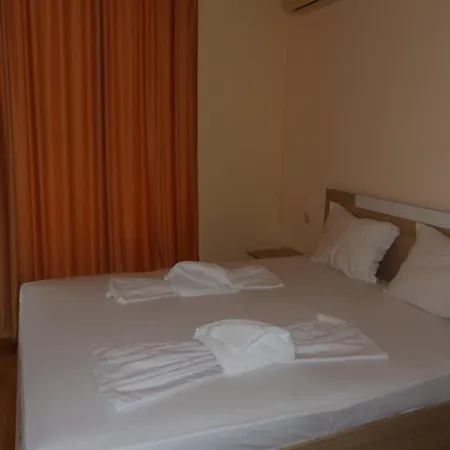 Goldenseaview 2 Апартамент Поморие
