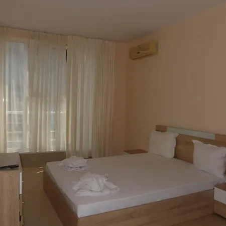 Goldenseaview 2 Апартамент