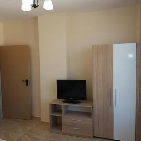 Appartamento Goldenseaview 2 *